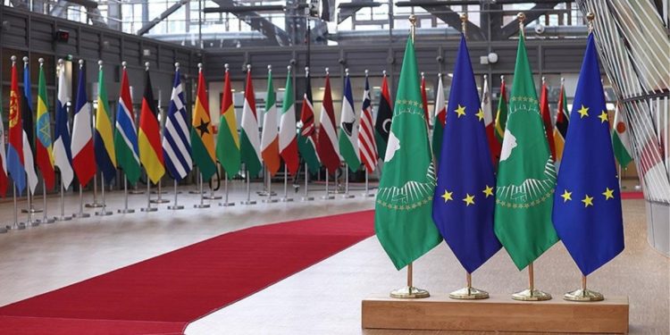 AB ve Afrika Birliği Liderler Zirvesi oturumları başladı