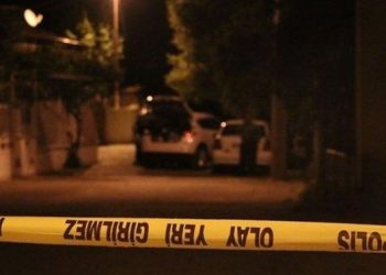 Arkadaşını öldürüp ‘intihar süsü’ vermeye çalıştı
