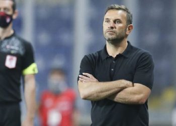 Burak Elmas’tan Okan Buruk’a: Başkan olduğum sürece gelemez