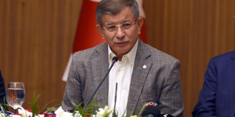Davutoğlu’nun acı günü