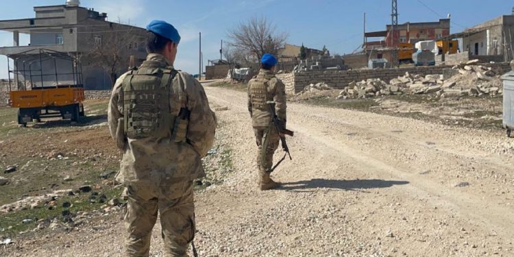 Diyarbakır’da silahlı arazi kavgası: 2 ölü, 8 ağır yaralı