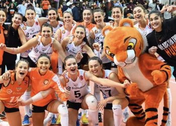 Eczacıbaşı, CEV Kupası’nda finalde