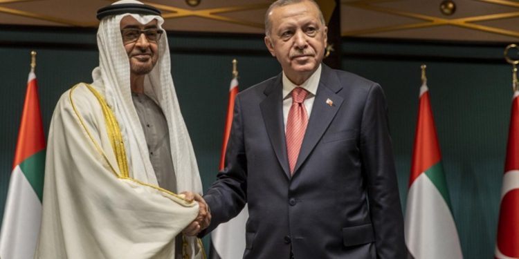 Erdoğan Abu Dabi’de: Masada 12 anlaşma var