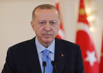 Erdoğan: Bu siyasette bir ilk