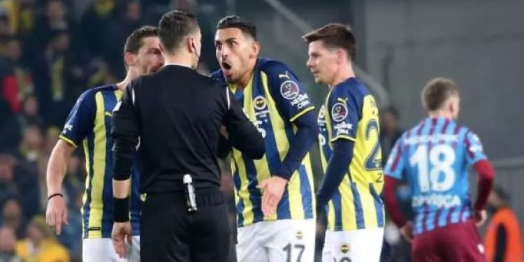 Fenerbahçe’den İrfan Can Kahveci’ye destek!