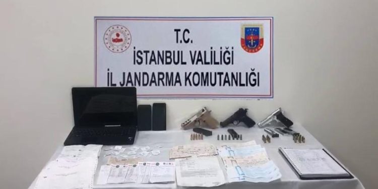 İstanbul’da tefecilere operasyon kamerada