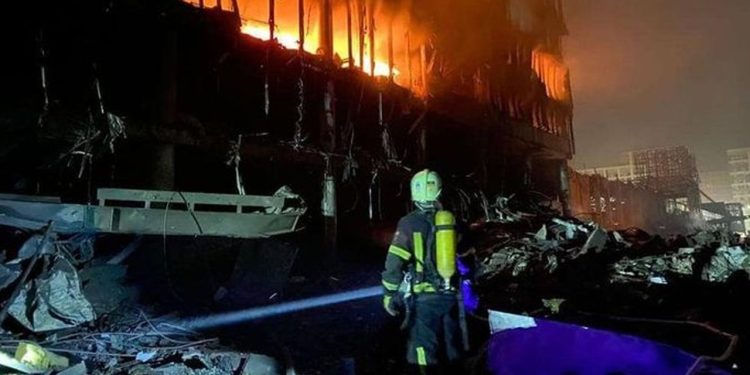 Kiev’e füze yağdı! ‘Ukraynalılar zorla Rusya’ya götürülüyor’