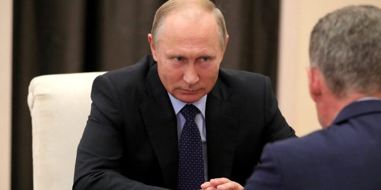 Putin’den yaptırımlara karşı hamle
