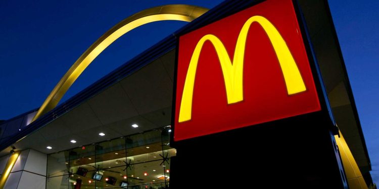 Rusya’dan çekilmeyen McDonald’s ve Coca-Cola’ya boykot çağrısı