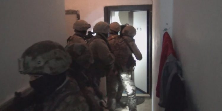 Şırnak’ta terör operasyonu:18 gözaltı