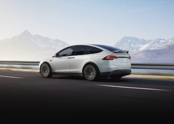TESLA’da ‘hayalet frenleme’ye inceleme