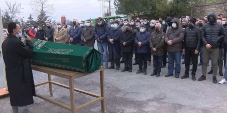 Türkiye’nin günlerdir konuştuğu cinayet: Son yolculuğuna uğurlandı