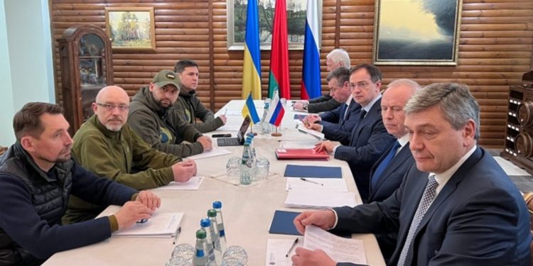 Ukrayna-Rusya görüşmelerinin 4’üncü turu başladı