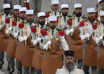 Ülkeleri için savaşmaya giden Ukraynalı lejyonerler Fransa’da tutuklandı