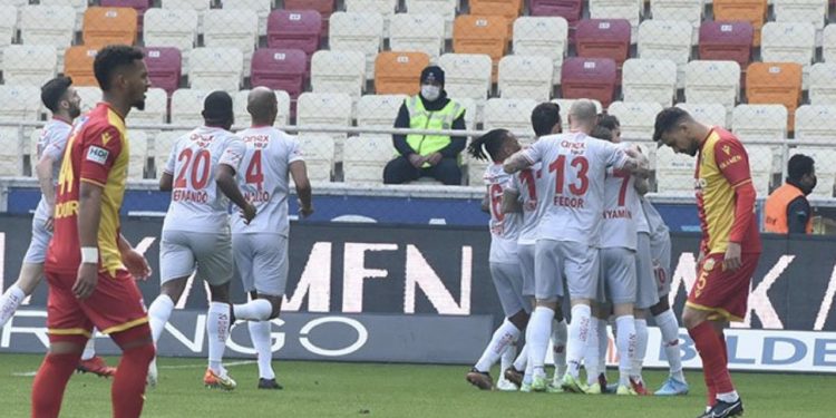 Yeni Malatyaspor, evinde Antalyaspor’a mağlup oldu