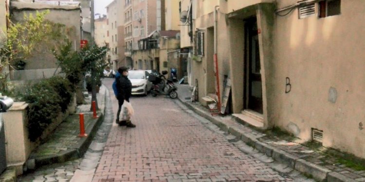 Beşiktaş’ta 21 saatlik elektrik kesintisi