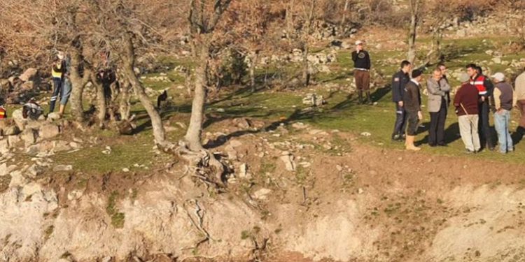 Gölete düşen 10 yaşındaki Emir hayatını kaybetti