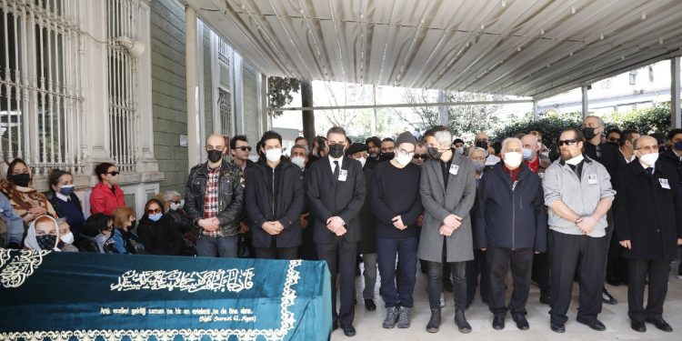 Koray Candemir’in annesi son yolculuğuna uğurlandı