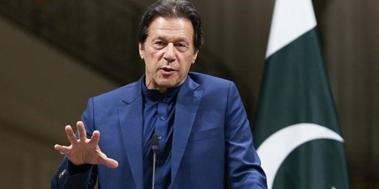 Pakistan’da oylama sonucu belli oldu! İmran Han hükümeti düşürüldü