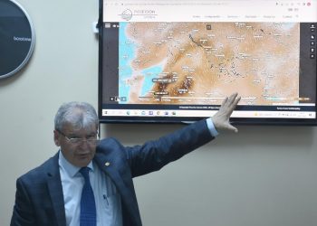 Prof. Dr. Yaşar: Çöl tozu tabakası koronavirüsün havada kalış süresini artırıyor