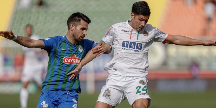 Rizespor düşme hattına demir attı