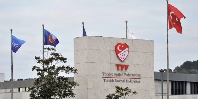 TFF’de deprem sürüyor! iki istifa daha…