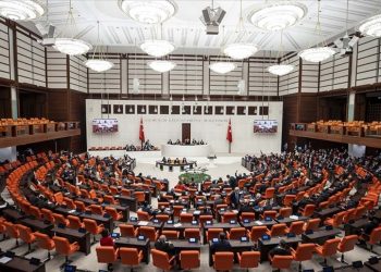 Torba kanun teklifi komisyonda kabul edildi