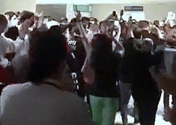 Uzman çavuşu alkışlı protestoya katılanlar ifade verecek
