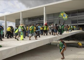 Lula: Güvenlik güçleri göstericilerle işbirliği yaptı