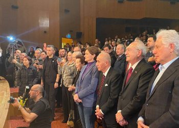 Müjdat Gezen sahnelere veda etti: Artık dinlenmek istiyorum