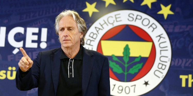 Ümraniyespor’dan Jesus’a gönderme: Dedeye sahip çıkalım