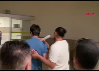 Lise Öğrencisi Atatürk’e Hakaret Etti, Tutuklandı